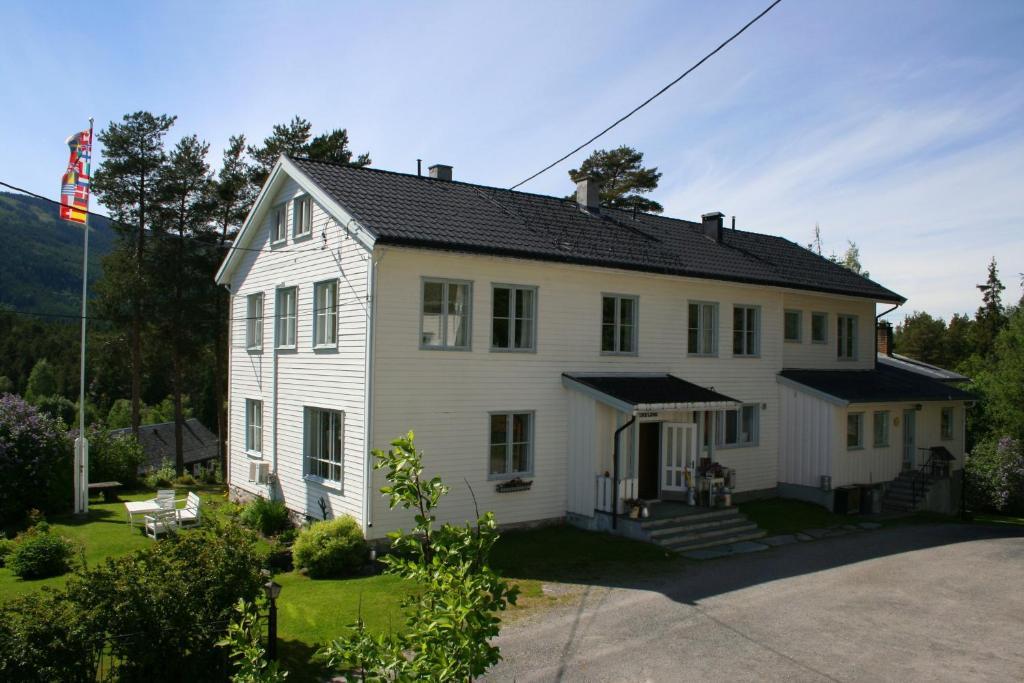 Furulund Pensjonat Ron Esterno foto